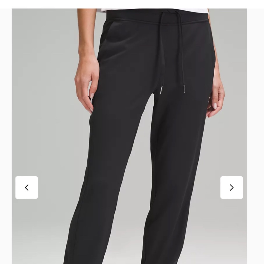 NWT Ready To Rulu Jogger Black